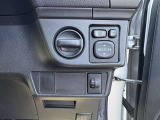 運転席周りの操作スイッチ類です