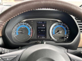【スピードメーター】メーターがシンプルで見やすく運転しやすいですね!