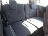 後部座席も気になるようなキズ・汚れやへたり等、大きなダメージはなく、良好な状態です。