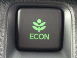 ★ECONスイッチ★ スイッチをONにすると、エンジンやエアコンなどクルマ全体の動きを低燃費モードに!燃費をよくするようクルマが頑張ります☆