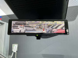 荷物をたくさん載せても後ろの確認が出来る便利なインテリジェントルームミラー!