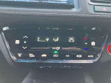 運転席と助手席はシートヒーター装備!エアコンに比べて暖まるスピードが速いので冬でも快適に過ごせます。冷え症で悩まれている方にも◎また、エアコンに比べて車内の空気が乾燥しにくいのも、嬉しいポイントです!