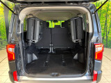 普段のお買い物や通勤、送迎等に十分な荷室スペースを確保しております。セカンドシートを倒すと、大きな荷物の積載も可能です♪