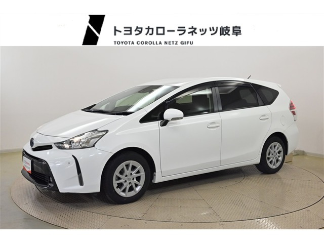 トヨタ プリウスα 