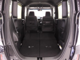 ◆リアシートを使用しない時はこの通り更に広々ラゲッジスペースの出来上がりです、たくさんの荷物が積み込み可能です!