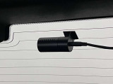 ドライブレコーダーの写真です。事故などの際、車両前方の映像を記録します