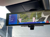 インテリジェントルームミラー付きなので後ろの席に人や荷物を積んでいても後方視界は良好ですよ!