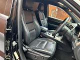 グランドチェロキー リミテッド 4WD 本革シート