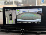 アラウンドビューモニターが付いているので、駐車時等に便利です。