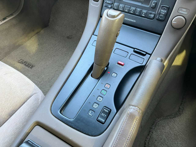 トヨタ ソアラ 3.0 GT の中古車詳細 (79,546km, ワインレッドマイカ