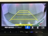 【バックモニター】後ろのカメラの映像をモニターに映し出すことができます!後方の見えない死角や、障害物との距離感をしっかり確認することができます!駐車が苦手な方におすすめです。