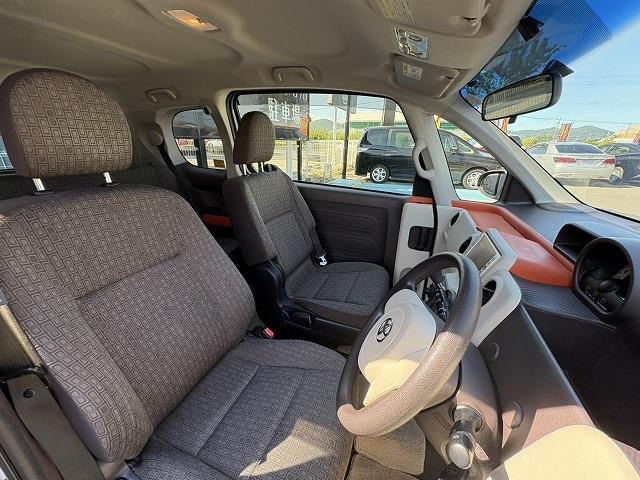 トヨタ ポルテ 1.3 X の中古車詳細 (60,000km, シルバー, 和歌山県