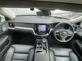 V60 ウルトラ T6  AWD プラグインハイブリッド 4WD 