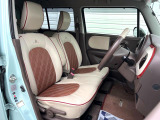 運転席シート廻りは使用感も少なく、良好な状態となっています。丁寧に使われていたことがよくわかりますね。