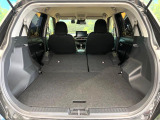 普段のお買い物や通勤、送迎等に十分な荷室スペースを確保しております。セカンドシートを倒すと、大きな荷物の積載も可能です♪