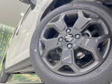 【純正15インチアルミホイール】外観にマッチした純正アルミホイールを装着しております。各種社外アルミホイールや、スタッドレスタイヤも取扱いしております。是非ご相談ください♪