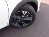 205/55R17 91Vタイヤ&専用17インチアルミホイール(17&times;6.5J)です。スタッドレスタイヤや各種オプションのご注文も承っております(^^)!