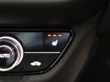 シートヒーター装備付き車!!座席に埋め込まれた電熱線によりシートを暖めることが出来る装備で、温められたシートは、寒い冬には最適です!!
