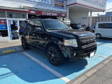 ナイスなエクスペディション入庫しました 弊社輸入車メンテナンスお任せください 4WD Panasonicビックモニター バックカメラ Fグリル交換済み お気軽にお問い合わせください