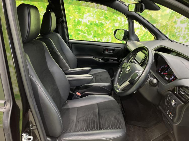 トヨタ ヴォクシー 2.0 ZS 煌III の中古車詳細 (66,910km, イナズマス トヨタ ヴォクシー 2.0 ZS 煌III の中古車詳細 (66,910km, イナズマス