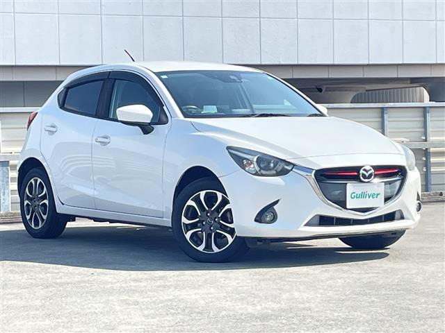 デミオ1.5 XD ツーリング 4WD修復歴無し