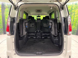 普段のお買い物や通勤、送迎等に十分な荷室スペースを確保しております。セカンドシートを倒すと、大きな荷物の積載も可能です♪
