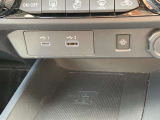 さらに携帯電話のハンズフリー充電も出来ます!