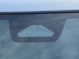 [衝突被害軽減装置]デュアルセンサーブレーキサポート!前方の車両を感知する安全性能の高いお車です☆