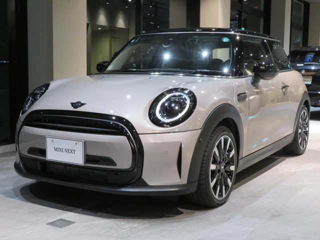 ミニクーパー プレミアム プラスパッケージ DCT