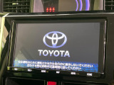 【メーカー純正9インチナビ】インテリアに溶け込むスタイリッシュな「専用設計」メーカーナビを装備♪視認性や操作性など基本性能にも優れ、より上質なカーライフをお楽しみいただけます。