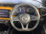 【純正革巻きステアリング】上質な革を使用することで、手にしっかり馴染みとても運転しやすいハンドルです♪