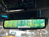 【デジタルインナーミラー】カメラが撮影した車両後方の映像をルームミラー内に表示。クリアな視界で状況の確認が可能です!※ドラレコ機能ご利用には別途SDカードをご用意いただく場合があります。