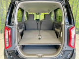 後席を格納すると、これだけの広さが!シーンに合わせたシートアレンジで、大きな荷物も積むことが出来ます♪