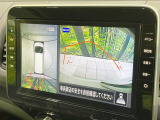【アラウンドビューモニター】専用のカメラにより、上から見下ろしたような視点で360度クルマの周囲を確認することができます☆死角部分も確認しやすく、狭い場所での切り返しや駐車もスムーズに行えます。