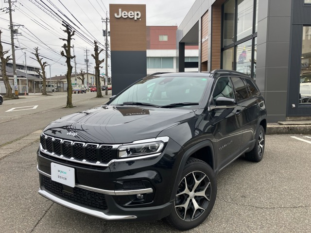 コマンダー 2.0 リミテッド ディーゼル 4WD 