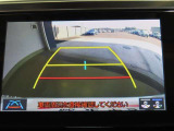 バックガイドモニターで、後方を確認しながら安心して駐車することができます。運転初心者も熟練者も必須の機能ですよ!