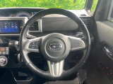 【純正革巻きステアリング】上質な革を使用することで、手にしっかり馴染みとても運転しやすいハンドルです♪