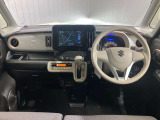 【運転席・助手席】スッキリとしたハンドル周りで使い勝手がいいです★