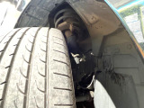 お車を安心してお乗りいただく為には、足回りの定期点検が欠かせません。サービスサポート(有償保証)では無料点検もご提供しており、安心のカーライフをお過ごしいただけるサポート体制が整っています。