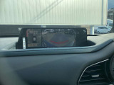 【360&deg;ビューモニター】  とても分かりやすい、クルマの上から見下ろしたような映像で、駐車サポートをしてくれます。