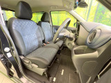 運転席シート廻りは使用感も少なく、良好な状態となっています。丁寧に使われていたことがよくわかりますね。