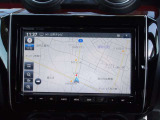 純正8インチナビ