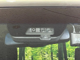 【三菱e-Assist】走行中に前方の車両等を認識し、衝突しそうな時は警報とブレーキで衝突回避と被害軽減をアシスト。より安全にドライブをお楽しみいただけます。