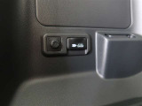 非常時やキャンプなどに役立つAC100Vコンセント付きです。