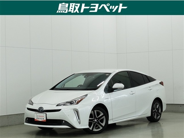 プリウス1.8 S ツーリングセレクション E-Four 4WD