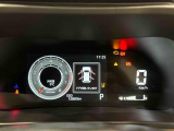 様々な車両情報を表示できるアクティブマルチインフォメーションメーターは4つのデザインからお好みをチョイス!