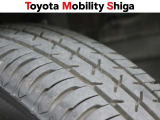 タイヤの残り溝は5ミリです。