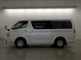 スライドドア開口部が広く荷物の出し入れがスムーズにできます。