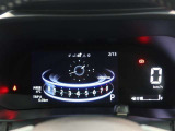 メーターはスッキリとしたデザインで、とても見やすく、安全運転のお役に立ちます。