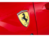 スクーデリアフェラーリ・フェンダーシールドエンブレム